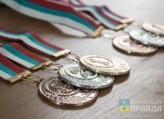 В Волжском подростки из «трудных» семей посостязались на спартакиаде