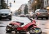 «Детская» авария: под Волжским 13-летний мопедист сбил 9-летнего пешехода