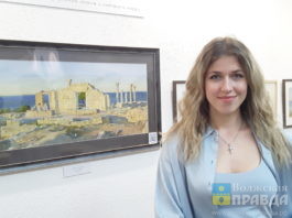 «У меня два сердца: одно из них – в Крыму»: в Волжском открылась выставка Марии Барановской