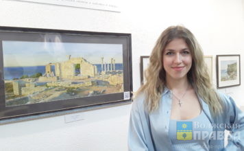 «У меня два сердца: одно из них – в Крыму»: в Волжском открылась выставка Марии Барановской