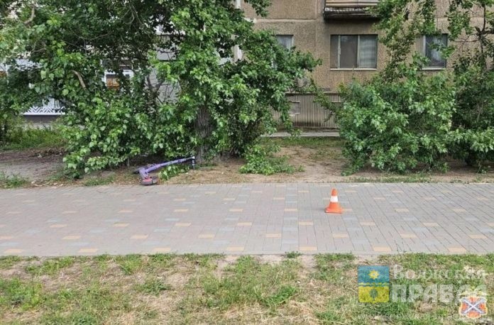 наезд самокат