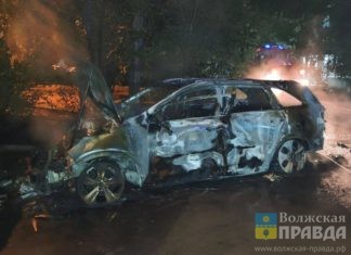 42-летняя приезжая из Ростовской области подожгла два авто в Волгограде