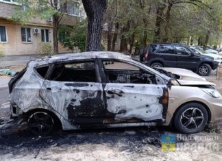 Возбуждено уголовное дело: в Волжском ночью сожгли «Hyundai Solaris»