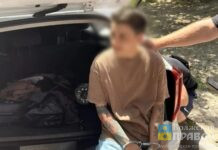 В подкрылках кроссовера: 29-летнюю волгоградку задержали с 3 кг мефедрона