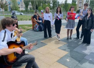 Волжские школьники приняли участие в акции «Накануне Победы»