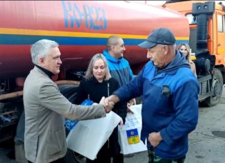 20 лучших коммунальных водителей Волжского получили благодарственные письма