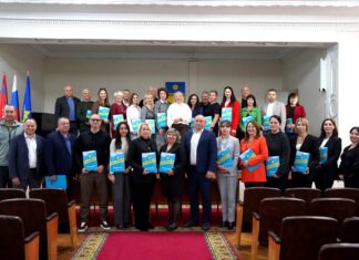 Промышленников наградили за активную работу на благо Волжского
