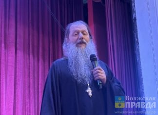 «Рожден не ползать, а летать»: звезда канала «Спас» Артемий Владимиров рассказал волжанам истории из своей жизни