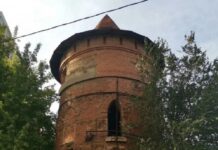Архитектурный раритет за 5,5 миллионов: в Волгограде продают водонапорную башню