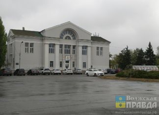 В волжском бассейне на ул. Набережной начался ремонт