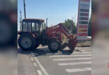 Смерть под «Беларусом»: в Волгоградской области 65-летний тракторист сбил женщину на иномарке
