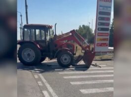 Смерть под «Беларусом»: в Волгоградской области 65-летний тракторист сбил женщину на иномарке
