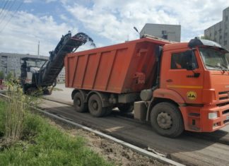 В Волжском на пяти дорогах завершаются работы по фрезерованию