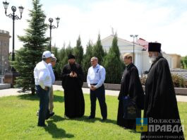В центре Волгограда перенесут памятник