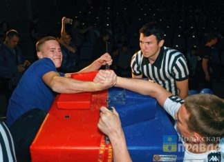 В Волжском прошёл «Кубок юниоров» по армрестлингу