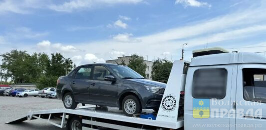 В Волжском у водителя с 89 штрафами конфисковали «Ладу Гранту»