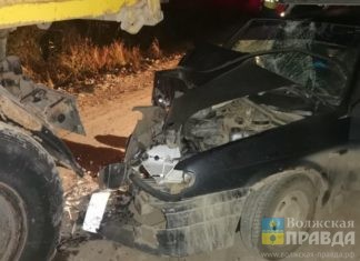 В Волжском 48-летний водитель протаранил стоящий МАЗ