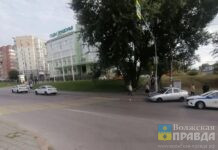 У «Садов Придонья»: в Волгограде 19-летний гонщик на «Приоре» задом сбил на зебре женщину