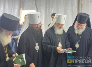 «Много хульных слов»: на православной выставке в Волжском призвали к борьбе за молодежь