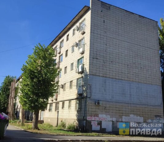 «Дверь вскрыли не сразу, ключ не подошёл»: труп из холодильника в общежитии принадлежит 21-летней волжанке