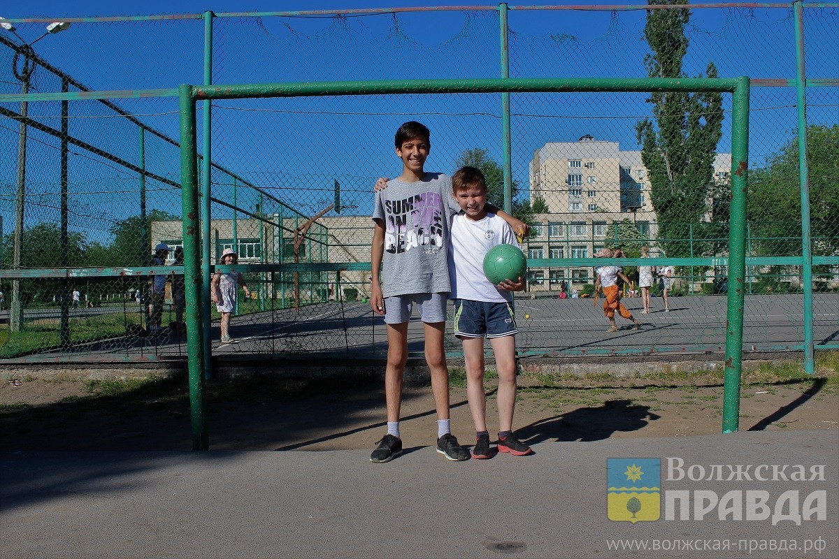 Где в Волжском можно поиграть в футбол в этом сезоне | Новости Волжского -  Волжская правда