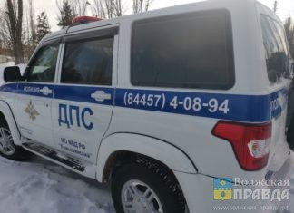 Ульяновские юные хоккеисты, которые ехали на турнир в Волжский, попали в снежный плен на трассе