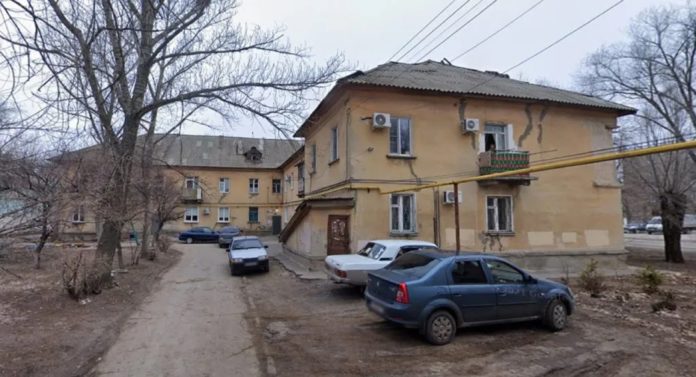 аварийный дом Машиностроителей, 19