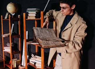 Чтобы создать «Усадьбу», актёры театра «Хоббитон» брали кредиты и становились строителями