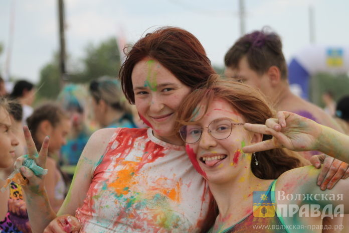 краски Холи