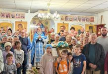 «Многодетный» приход: какие пути привели их сюда и чем храм Амвросия Оптинского отличается от остальных, рассказали его прихожане