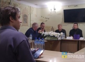 Кто творец? В Волжском обсудили аспекты взаимодействия человека с нейросетью