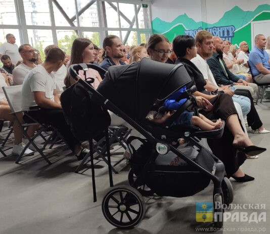 125 деятелей физкультуры и спорта Волжского получили заслуженные награды