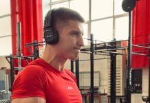 «Все с моей кровью»: тренера сборной России волжанина Ивана Гапоненко искусали голландские клопы