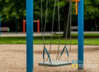 Осудят мастера УК: в Волгограде после обрушения качелей ребёнок получил переломы позвоночника