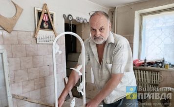 Скульптор из Волжского Николай Карпов представил новую патриотическую композицию