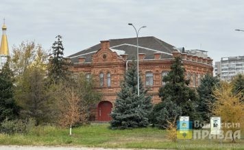 В картинной галерее Волжского благодаря госпрограмме продолжается обновление