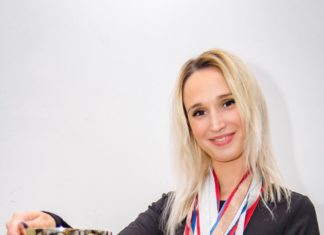 Стилист-парикмахер из Волжского создает имидж звездам Первого канала