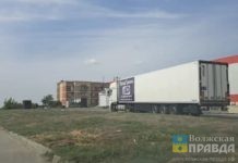 Активисты Волжского защитили Набережную от торговых большегрузов