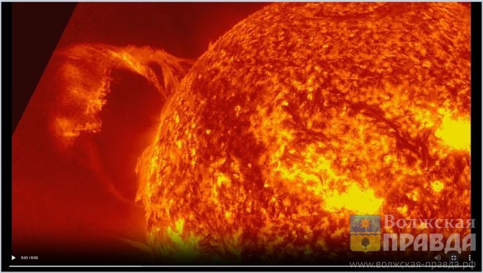 Один из самых крупных в этом году протуберанцев