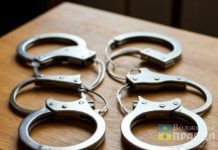 8 деток — 8 пап: многодетная волжанка оформила мигрантов отцами своих детей