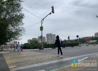 Волжане говорили о поездке в автобусе без оплаты, нерадивых коммунальщиках и передовом городе