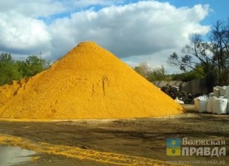 Коммунальные службы Волжского заготовили 5 500 тонн песко-соляной смеси и 500 кубометров бишофита