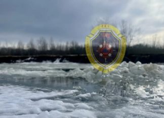 В Волжском идут поиски тела провалившегося под лед мужчины