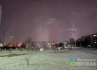 Световые столбы из «Евангелиона» наблюдали в 24 микрорайоне Волжского