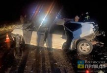 Все погибли, машины – в хлам: под Волгоградом «Лада» объехала грузовик по «встречке»