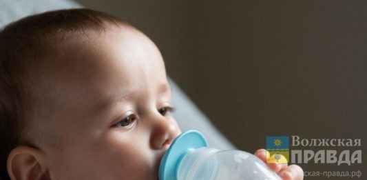 Возможно наличие токсина: компания «Nestle» отзывает из продажи в России детское питание