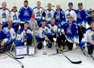 Полицейский из Волжского стал лучшим вратарем «Серебряного кубка» по хоккею