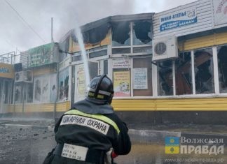 Пожар на рынке «Людмила» в Волжском тушили более 13 часов