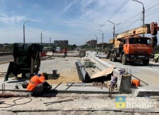 На путепроводе по улице Александрова в Волжском введут реверсивное движение