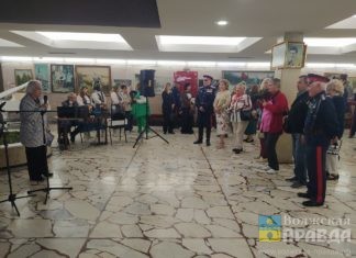 В Волжском открылась персональная выставка Владимира Родионова